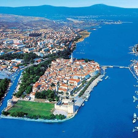 Holiday House M&A&K With Swimming Pool Kaštel Štafilić المظهر الخارجي الصورة